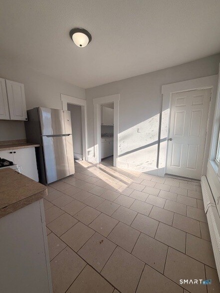 Building Photo - 310 W Division St