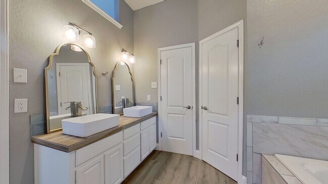 Building Photo - Gorgeous house in Harker Heights by the Stillhouse Hollow Lake