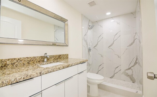 Building Photo - 3105 18th St