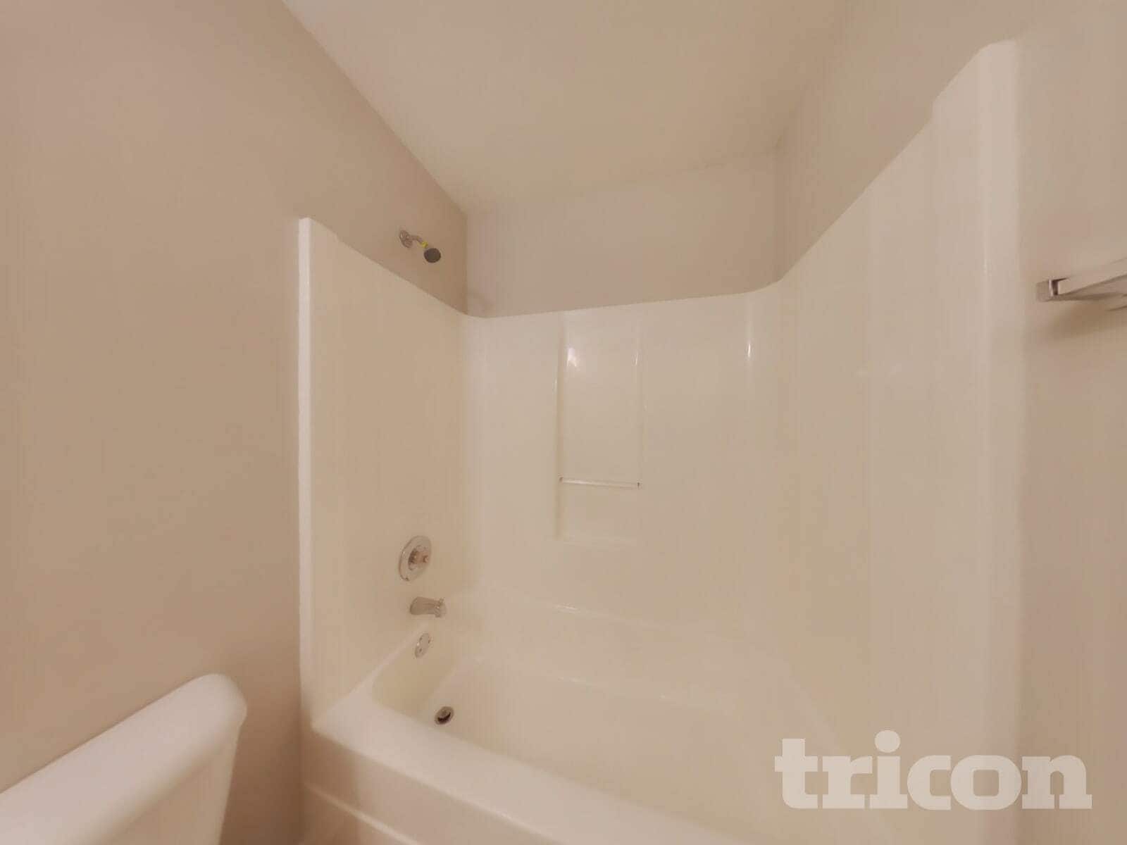 Building Photo - 148 N Creek Trail