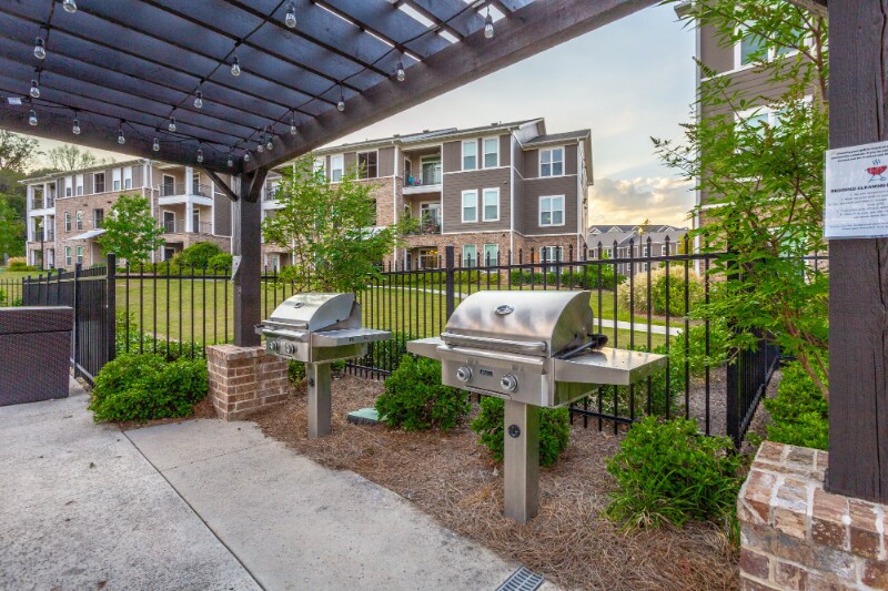 Building Photo - 8605 Tradewind Cir