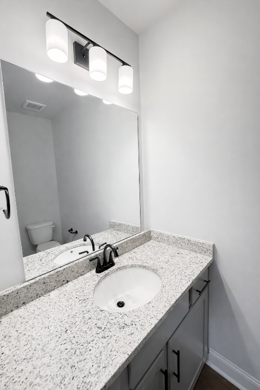 Building Photo - 532 Rohan Dr