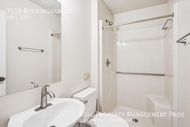 Building Photo - 7110 Buckingham Ct