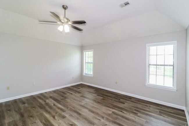 Building Photo - 57 S Sanga Rd