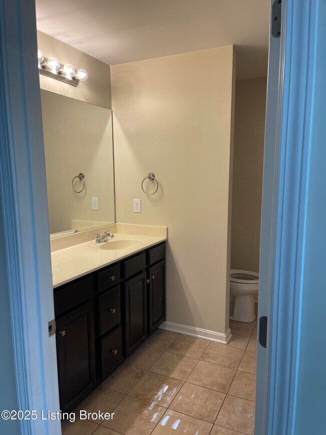 Building Photo - 4000 Emerald Spring Pl