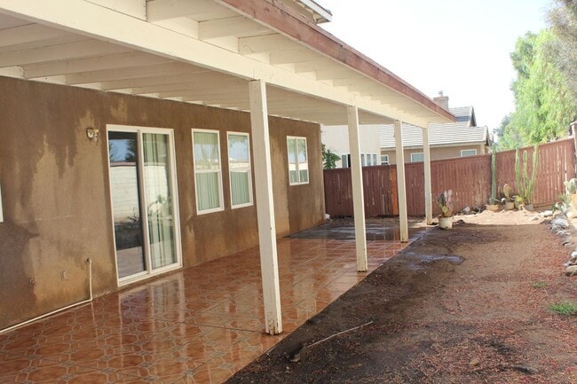 Building Photo - 13289 Coffeetree St