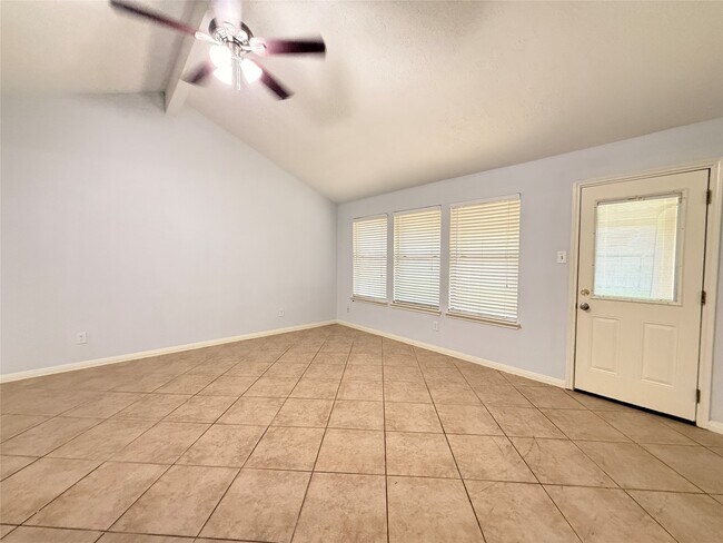 Building Photo - 9019 Autumnsong Dr