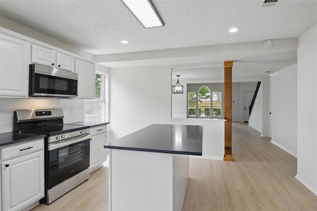 Building Photo - 2305 Basil Dr