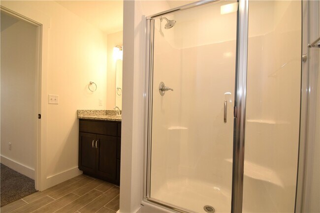 Building Photo - 2071 Bluestem Dr