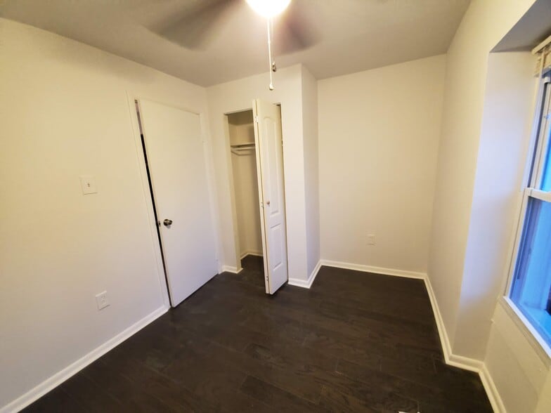 Building Photo - 751 S 22nd St