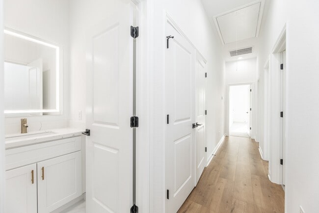 Building Photo - 8502 Safeguard St