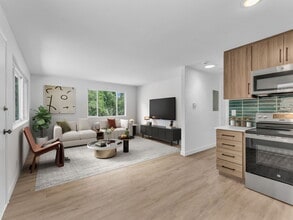 Building Photo - Suzy Q