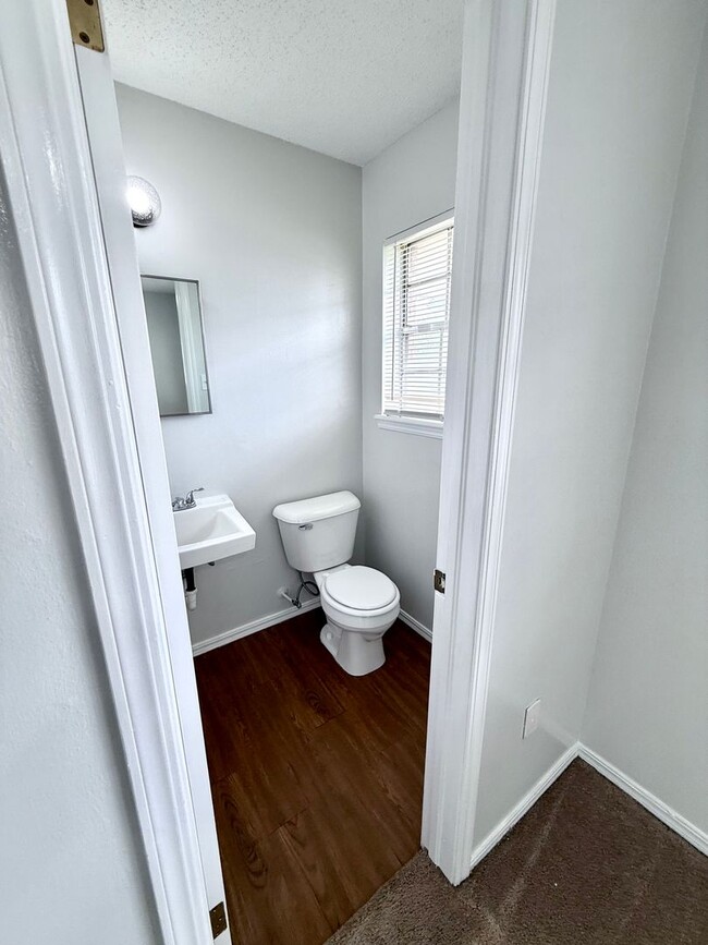 Building Photo - Great 3BD 1.5BA Home in Edmond!!