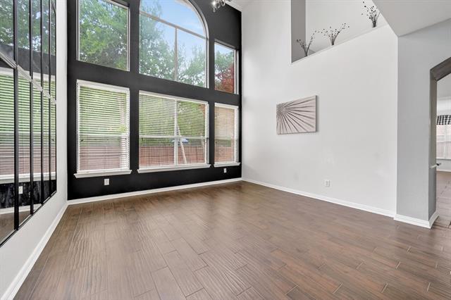 Building Photo - 8310 Sawgrass Ln