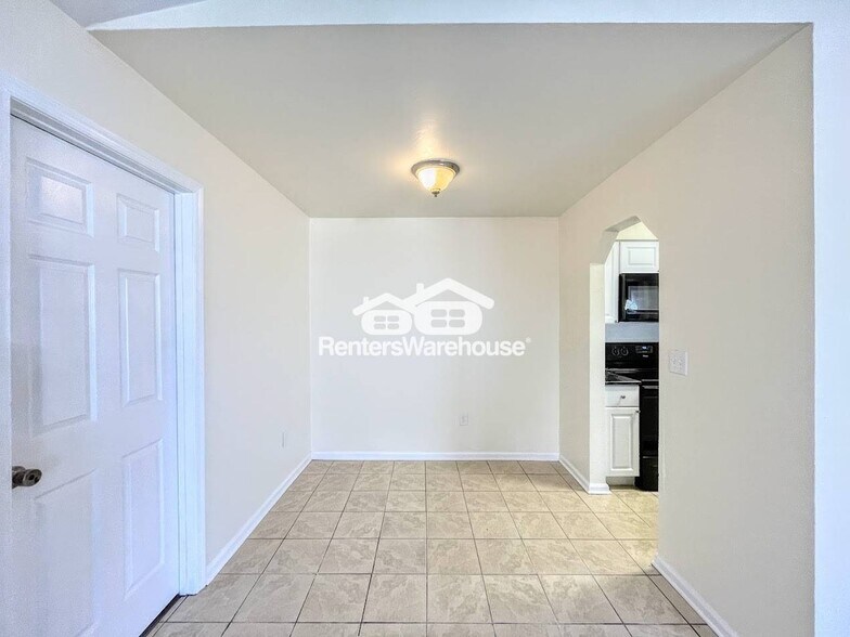 Building Photo - 2838 Eric Ct