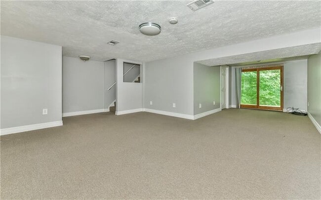 Building Photo - 4413 Laurel Oak Dr