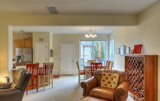 Building Photo - 6244 SW Arbor Grove Dr