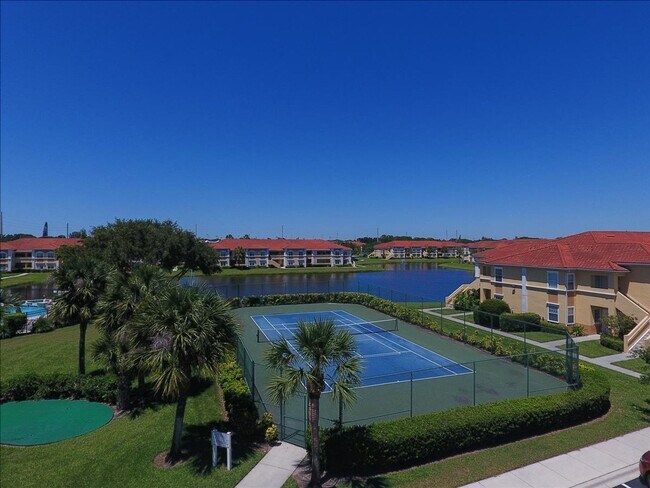 Building Photo - 1195 Villagio Cir