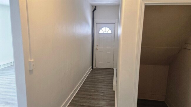 Building Photo - 29 Beech St