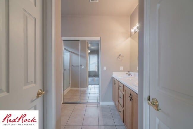 Building Photo - 2 Bedroom Townhome in Coral Canyon with Resort Amenities