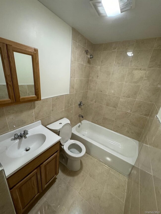 Building Photo - 43 Broadway