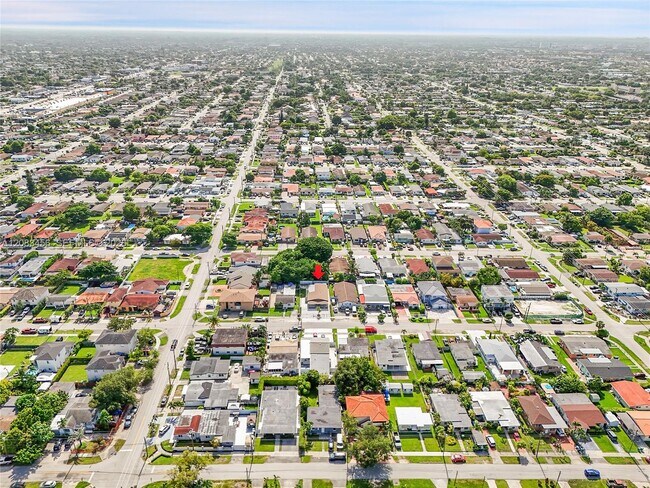 Building Photo - 3520 SW 88th Pl
