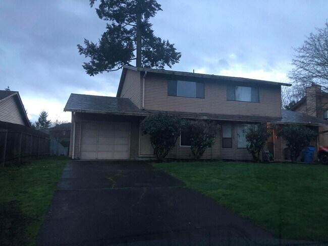 Primary Photo - 14725 SE 16th Cir