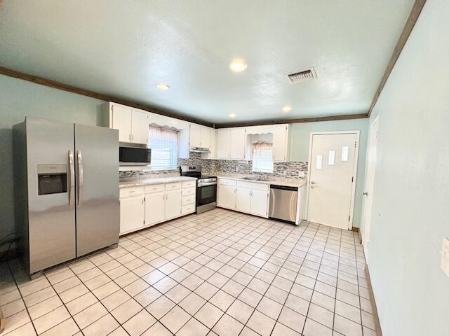 Building Photo - 4254 Lancaster Dr