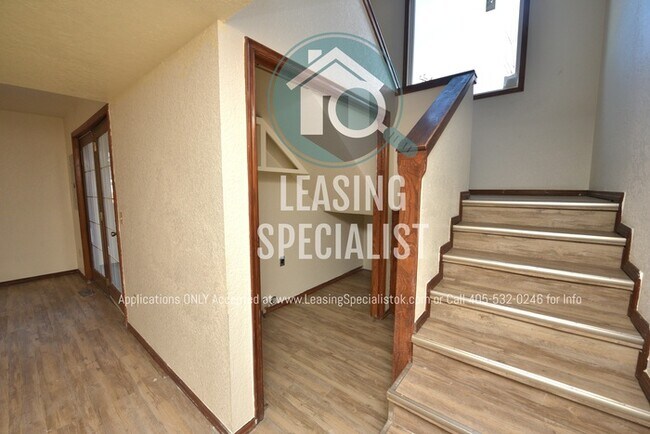 Building Photo - Central Norman 3 Bed 3 Bath PRELEASING FOR FALL 2026 SEMESTER