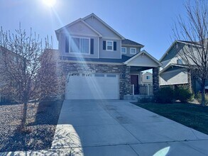 Building Photo - Beautifully Maintained 3 Bed/2.5 Bath Home...
