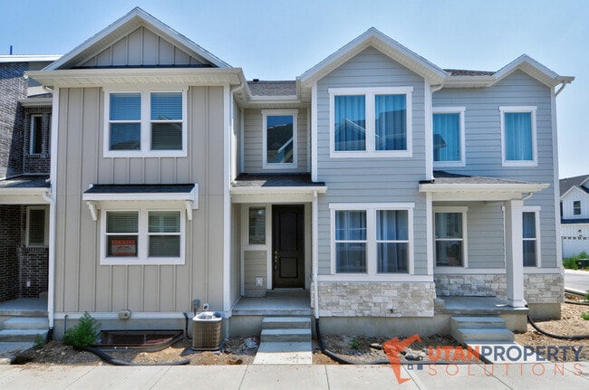 Primary Photo - 13012 S Oberon Ln