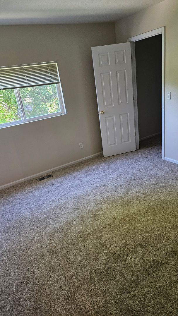Building Photo - Cute Townhome in Rigdon Farms