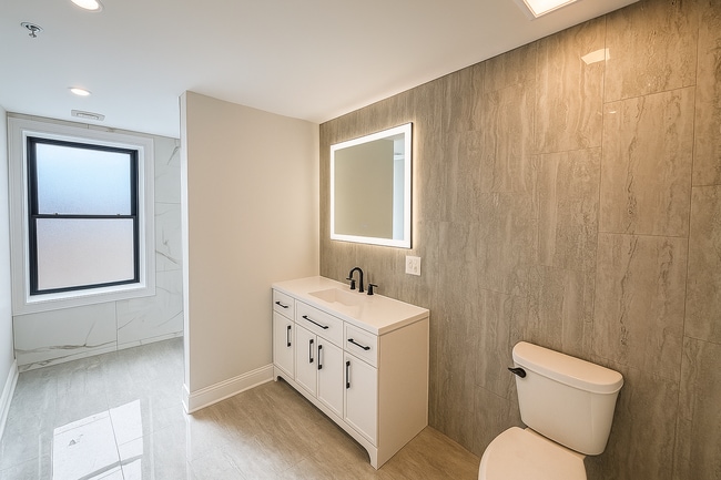 Building Photo - Lackawanna Ave