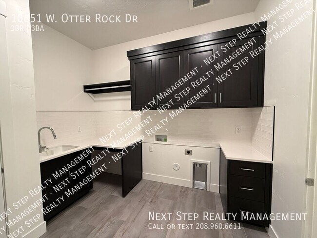 Building Photo - 10651 W Otter Rock Dr