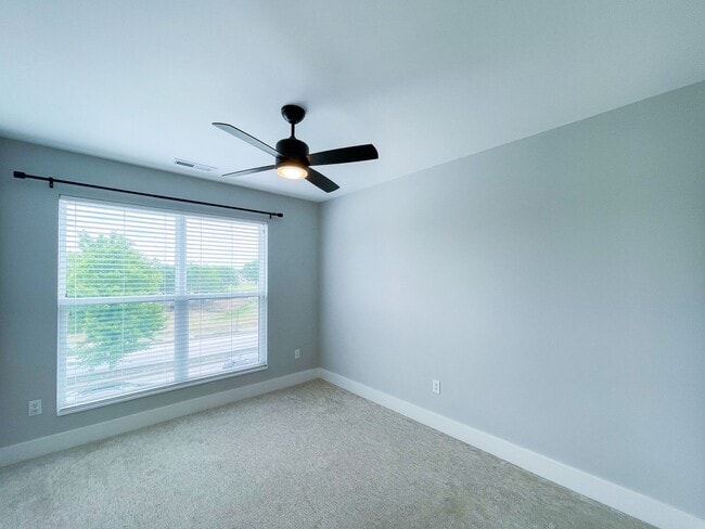 Building Photo - 20 Central Greens Blvd