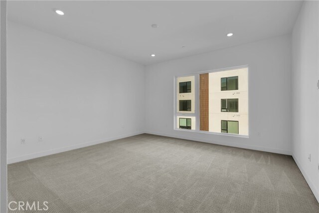 Building Photo - 3614 Rivington