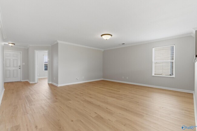 Building Photo - 29889 Glenrose Way