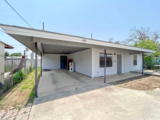 Building Photo - 1707 Delmar St