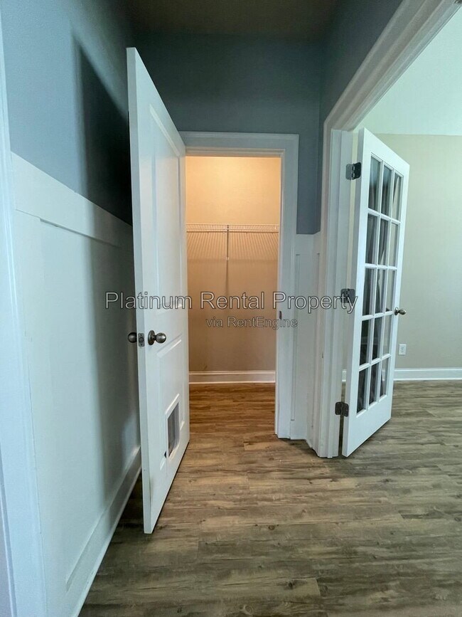 Building Photo - 3215 Summerpoint Crossing