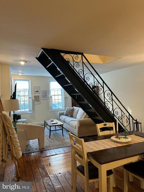 Building Photo - 2144 Kater St