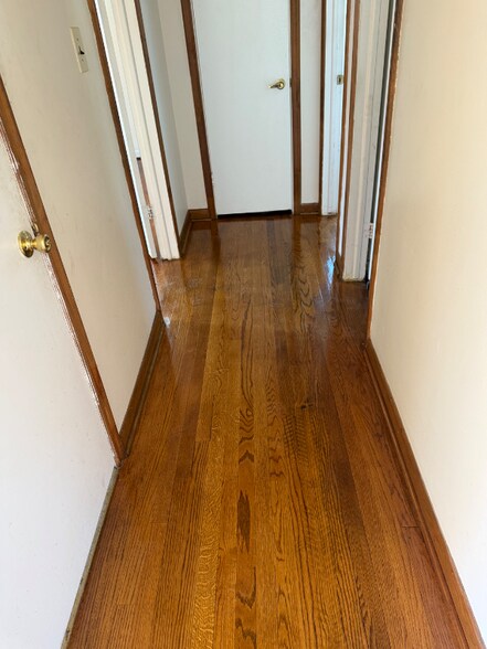 Building Photo - 5927 Holland Rd