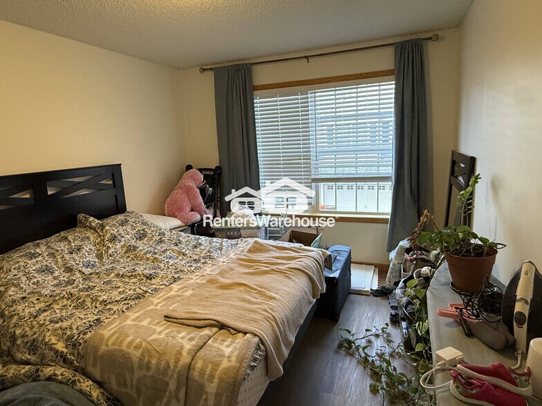Building Photo - 3029 Hemingway Tr