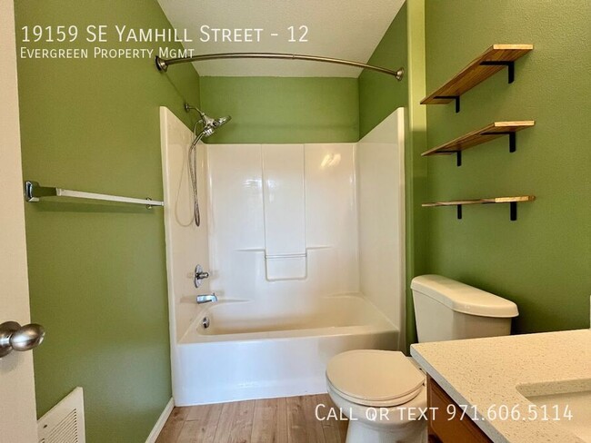 Building Photo - 19159 SE Yamhill St