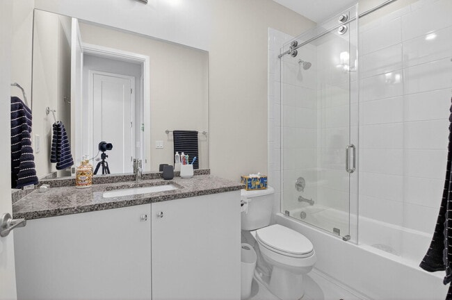 Building Photo - 8521 Ganton Dr