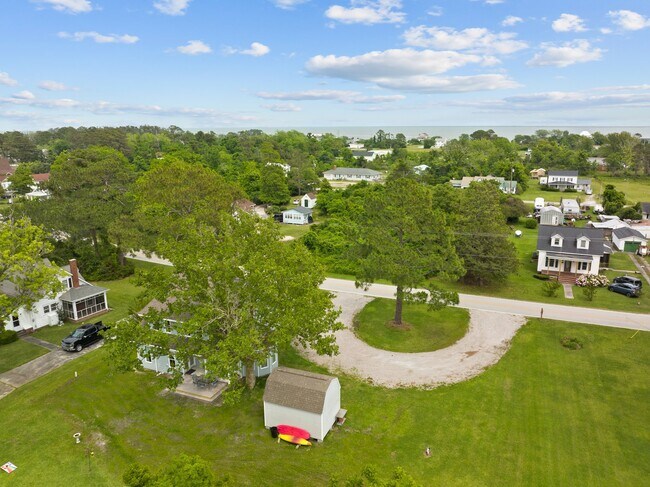 Building Photo - 1218 Marshallberg Rd