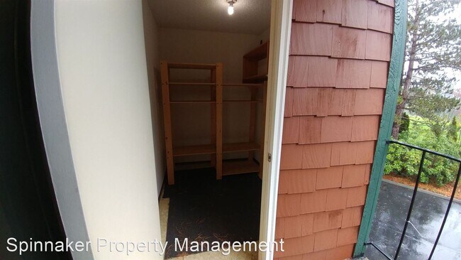 Building Photo - 2 br, 1.5 bath House - 7306 N Skyview Plac...