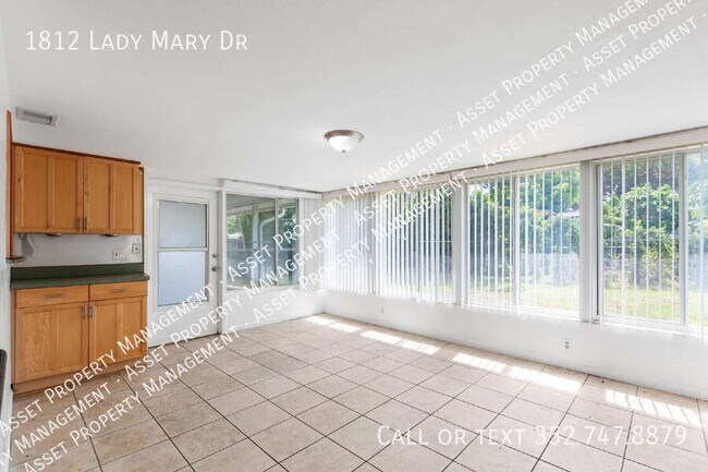 Building Photo - 1812 Lady Mary Dr