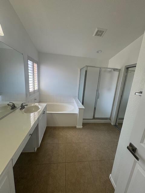 Building Photo - 4421 E Desert Wind Dr.
