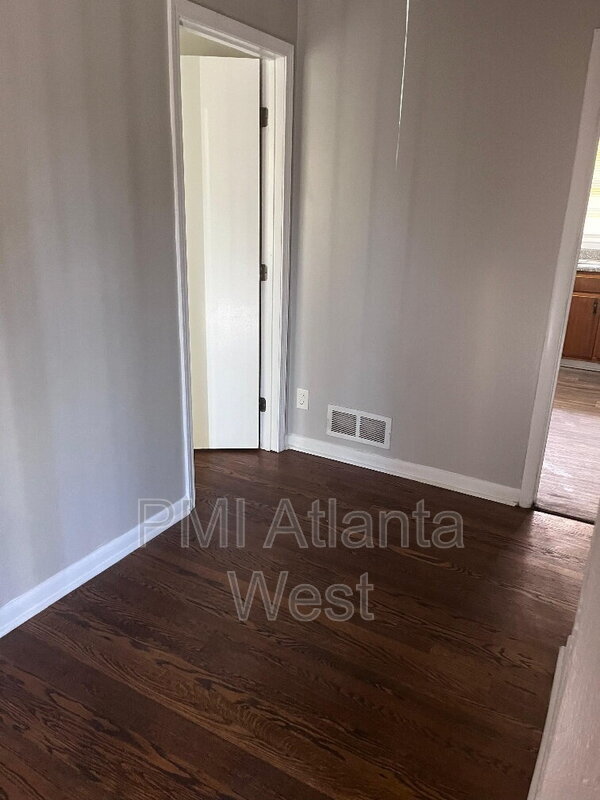 Building Photo - 3544 Knollview Ct
