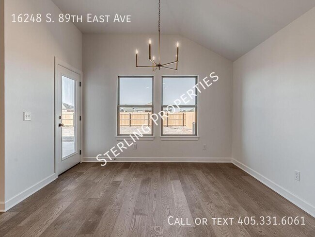 Building Photo - 16248 S 89th East Ave